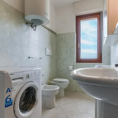 Favola Apartment *